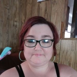 Meet your Posher, Tia